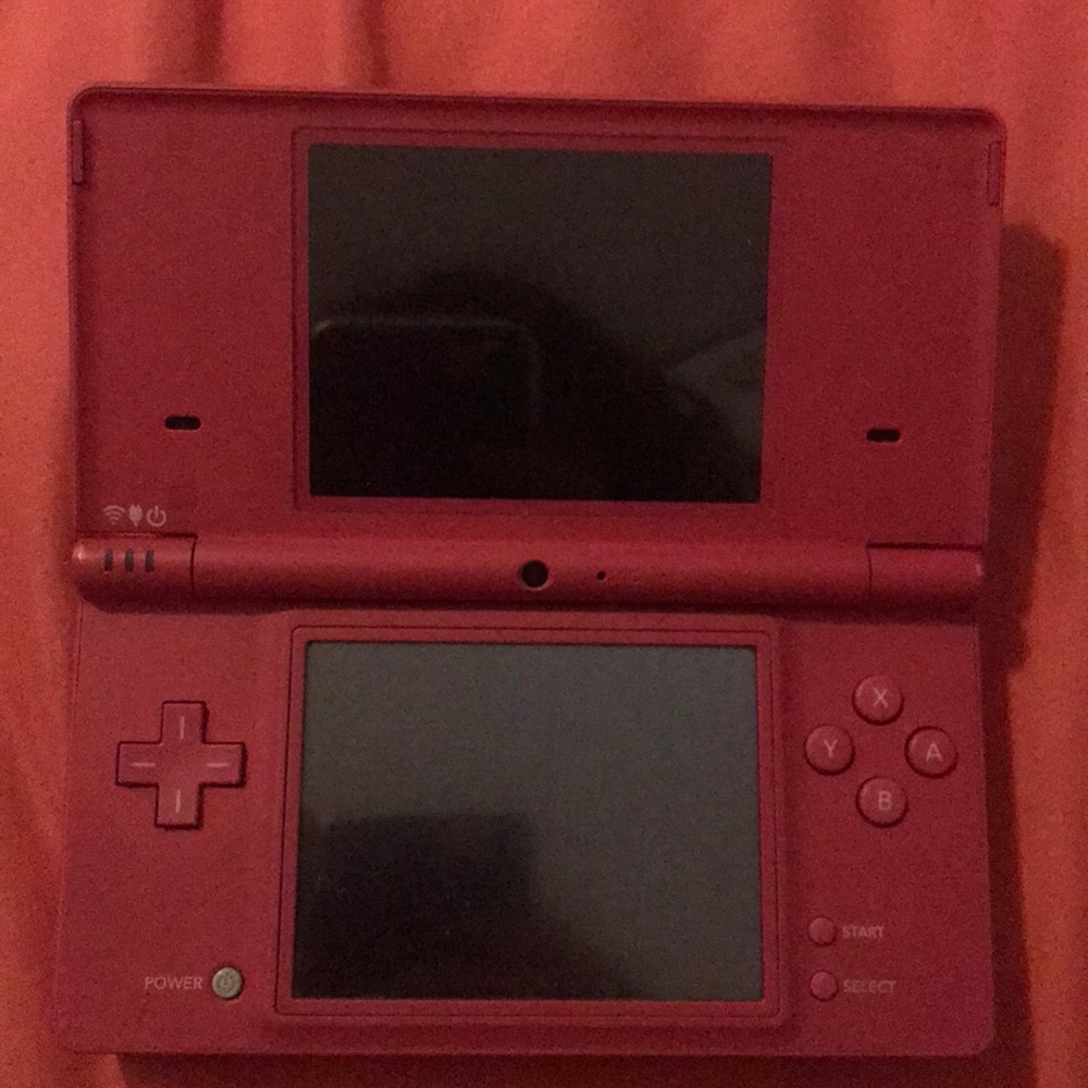 Nintendo DS - Picture 2 of 7